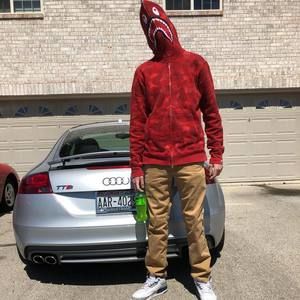 Meet your Posher, Ryan